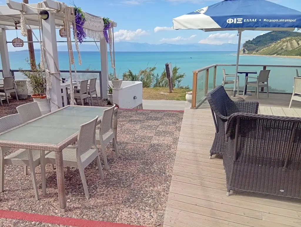 Fantasea Bar Restaurant_Ágios Stéfanos_slider_image_1