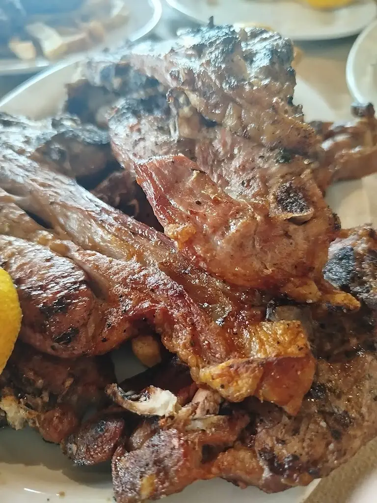 Ταβέρνα Κωνσταντίνας_Varnávas_slider_image_2