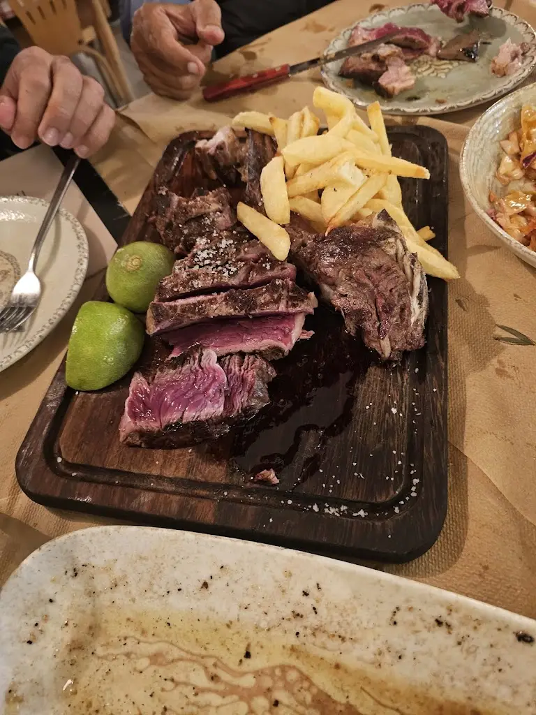 ILIAS GAVANAS_Mavros Gatos_Varnávas_Bewertung