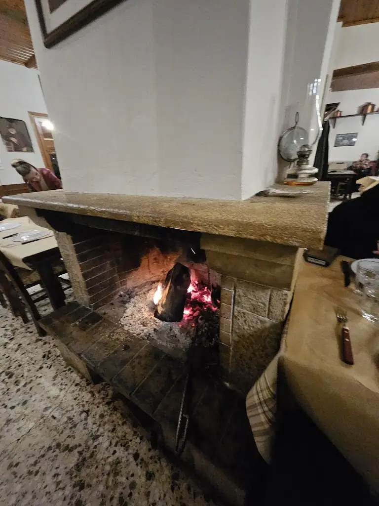 Sunisa Melton-Martinko_Barba Vasilis_Varnávas_review