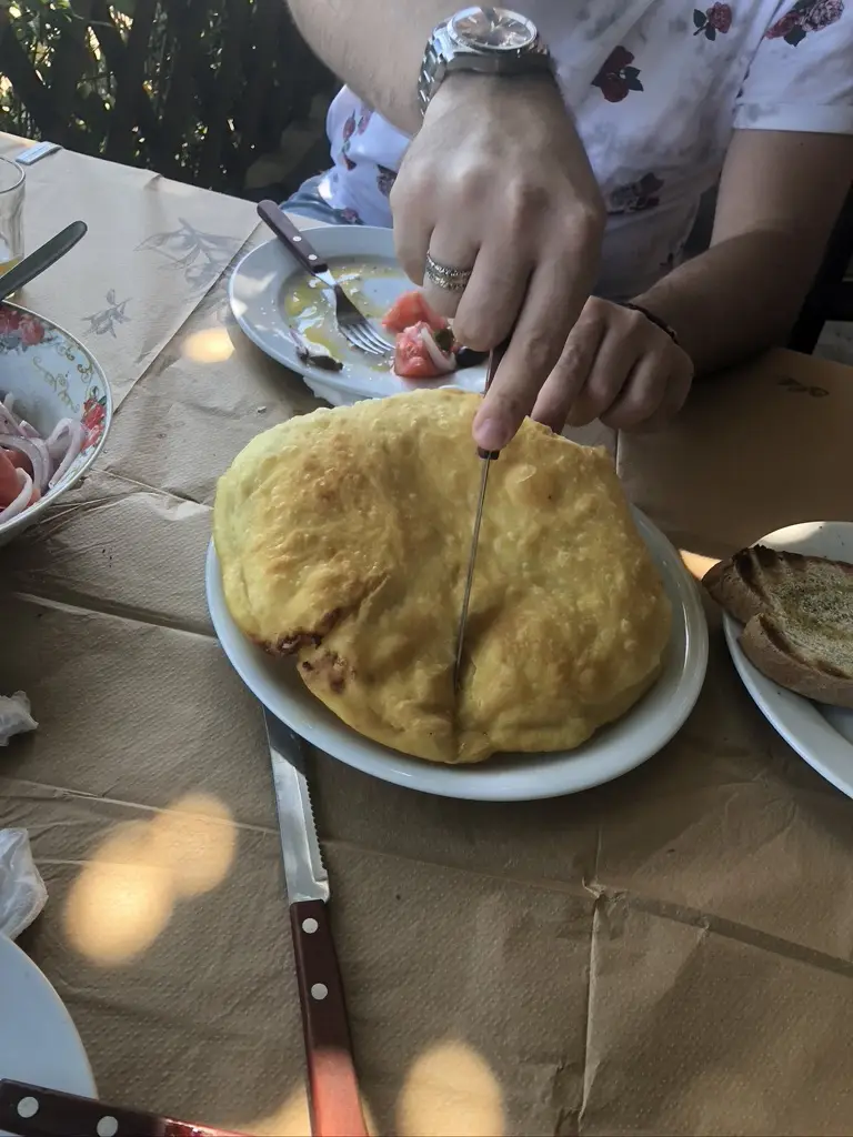 Vasiliki Apeltsotou Kokkinou_Barba Vasilis_Varnávas_review