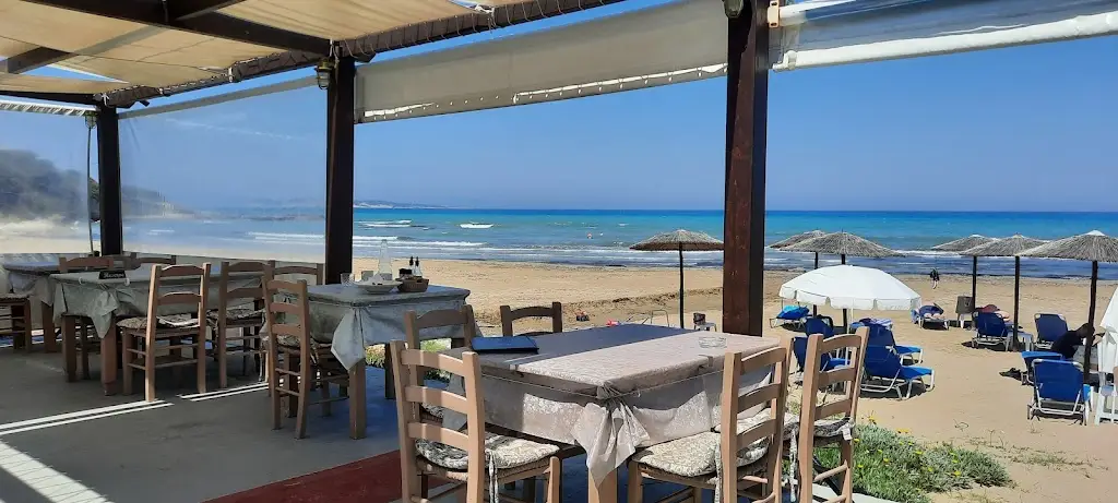 MISTRAL Restaurant in Ágios Stéfanos
