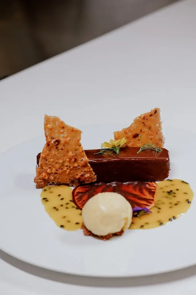 Menu_Enola Athens_Távros_image_4