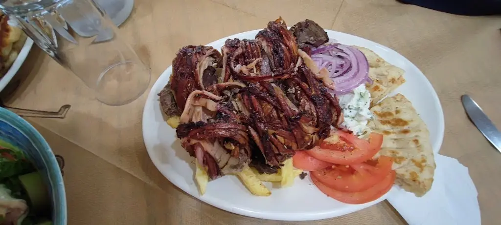 Menu_Μπελλίσσιμο_Távros_image_5