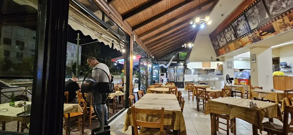 Thomas O'Brien_Μπελλίσσιμο_Távros_review