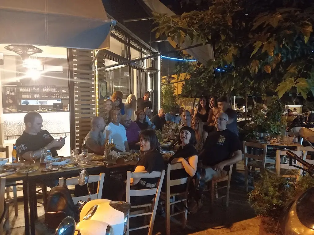 O Podilatos_Távros_slider_image_3