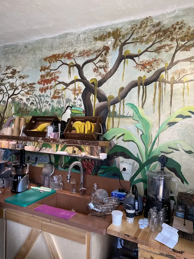 Nadina Grigoratou_City Bliss_Távros_Bewertung