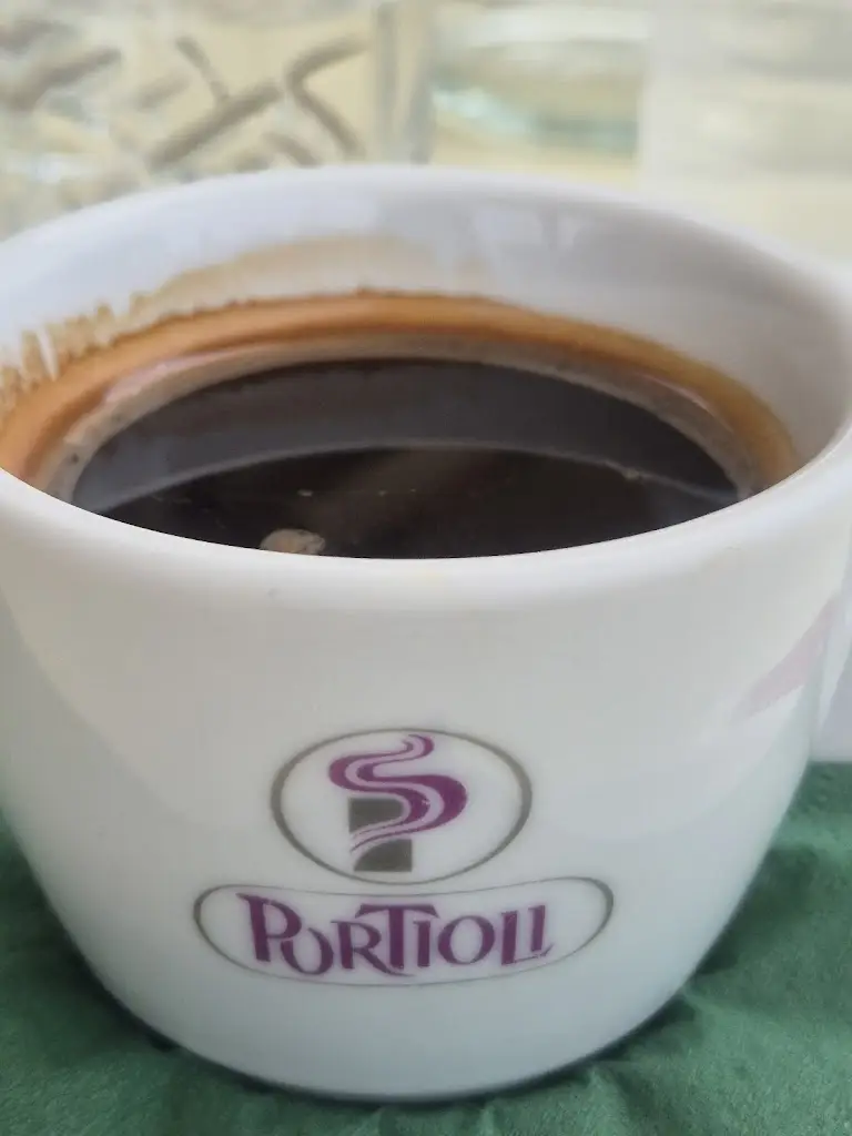 Ellie Barkway_Silver Star_Ágios Stéfanos_Bewertung