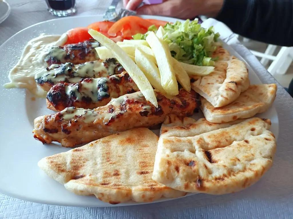Menü_Kostis souvlaki_Távros_Bild_9