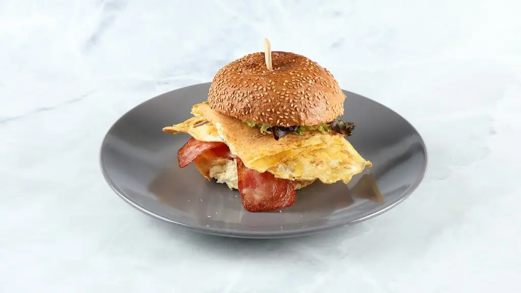 Menü_Lemourios cafe bistro_Távros_Bild_6