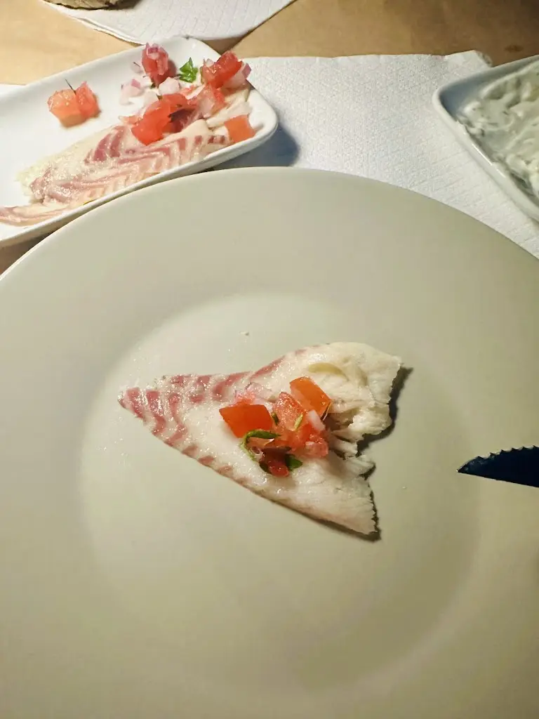 Elif Canfezâ Gündüz_Sardelaki me Thea_Vouliagméni_review