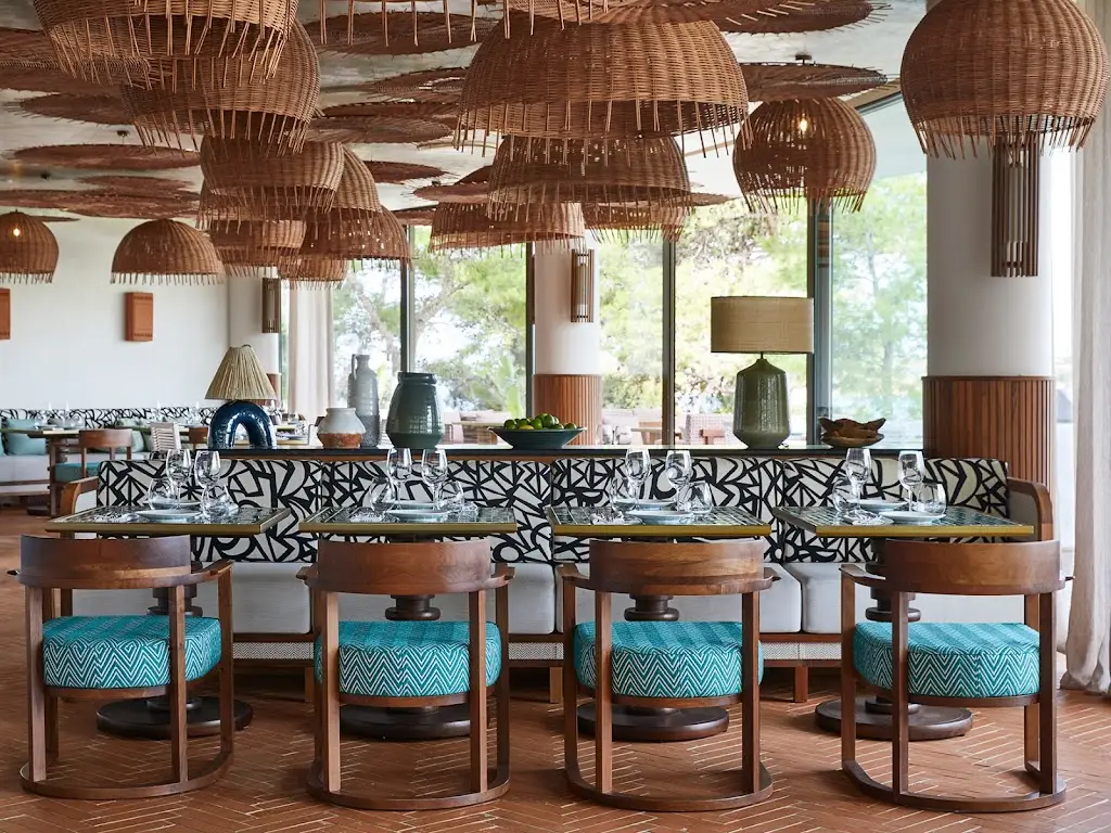 Beefbar Athens Restaurant in Vouliagméni