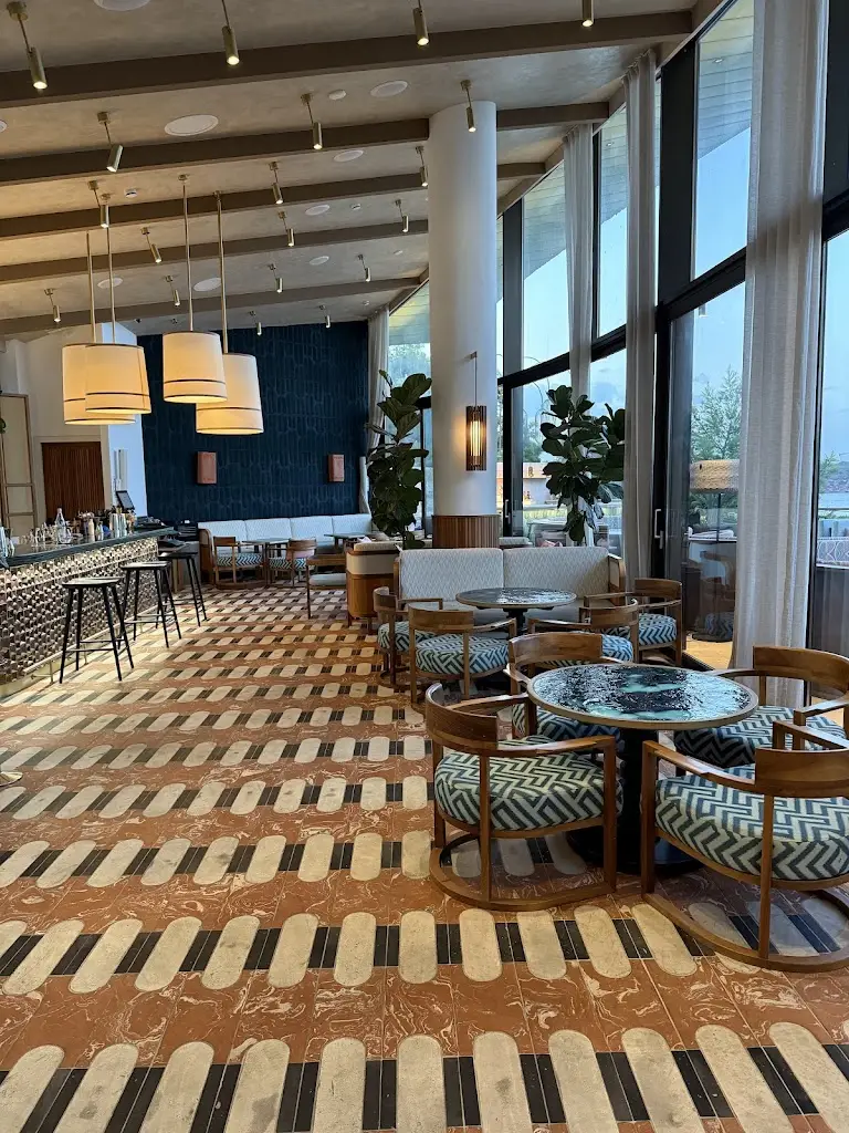 Beefbar Athens_Vouliagméni_slider_image_3