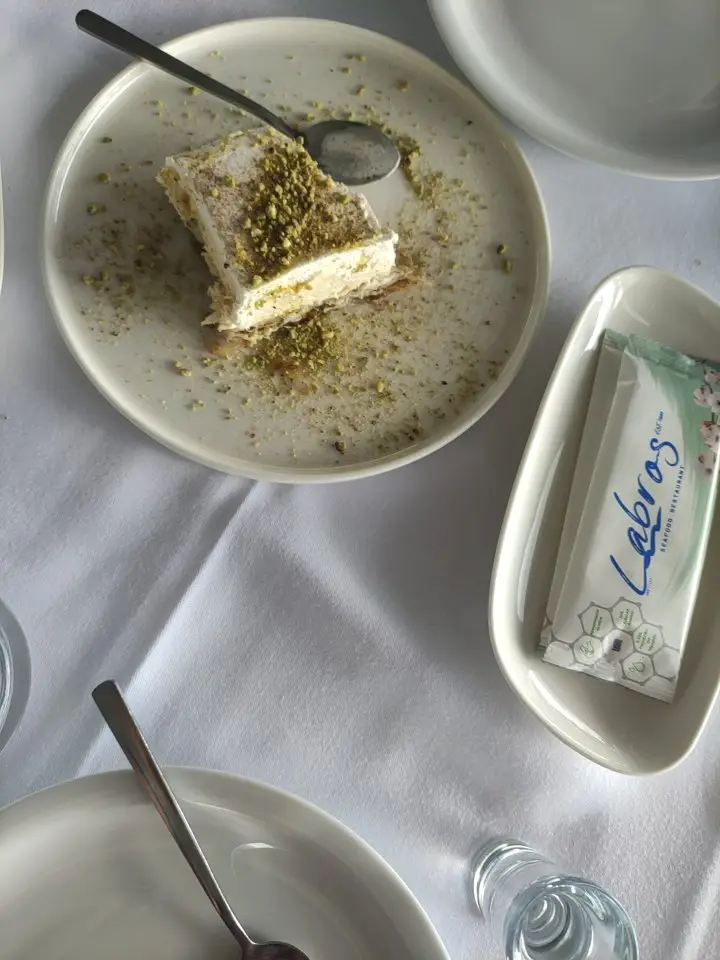 Menu_Labros Restaurant_Vouliagméni_imagen_8