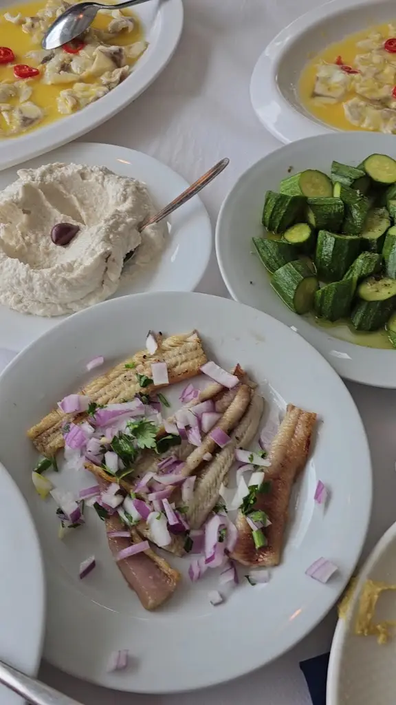 Nisiotissa | Taverna - Vrilissia_Vrilissia_slider_image_2