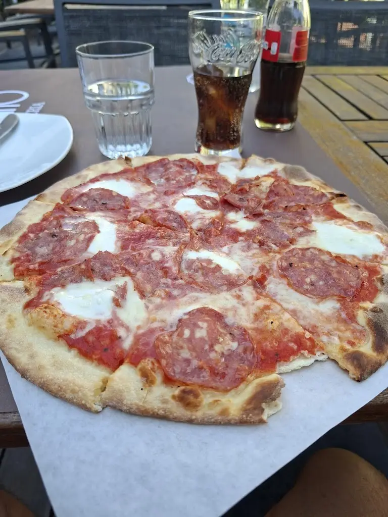 Gusto Divino | Trattoria - Pizzaria_Vrilissia_slider_image_3