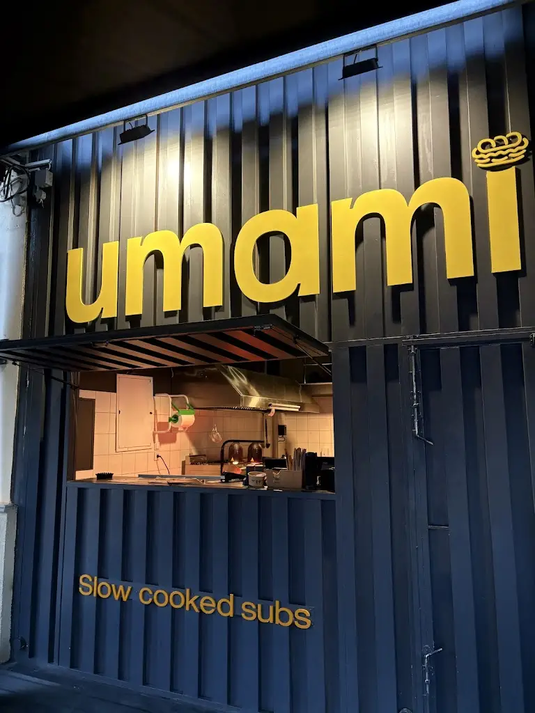 umami_Vrilissia_slider_image_1