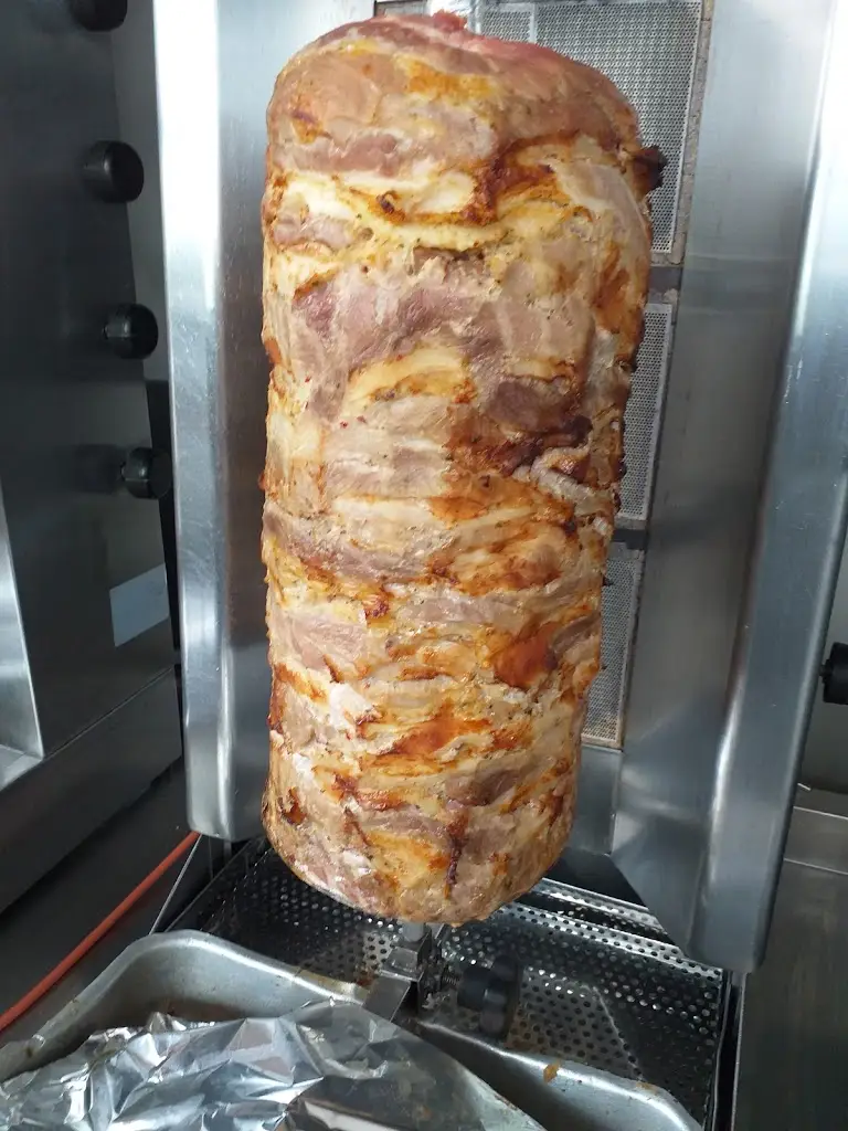 Menu_Ο Νικόλας με τη σάλτσα_Zefyri_image_8