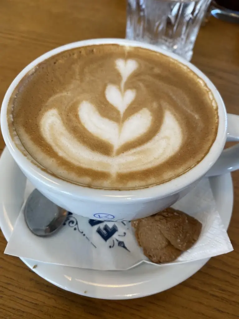 Menü_Family Cafe Bar Restaurant_Voúla_Bild_9