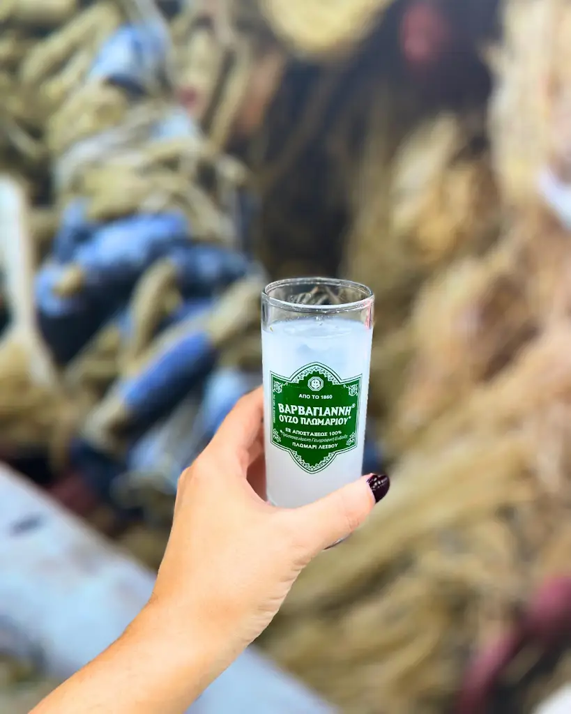 Το Βουλιώτικο Μεζεδοπωλείο_Voúla_slider_image_2