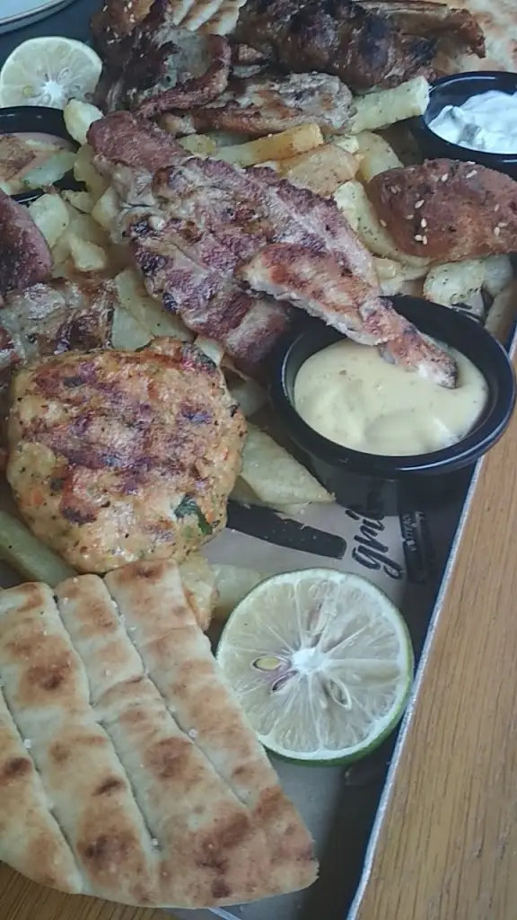 K.Grill_Voúla_slider_image_2