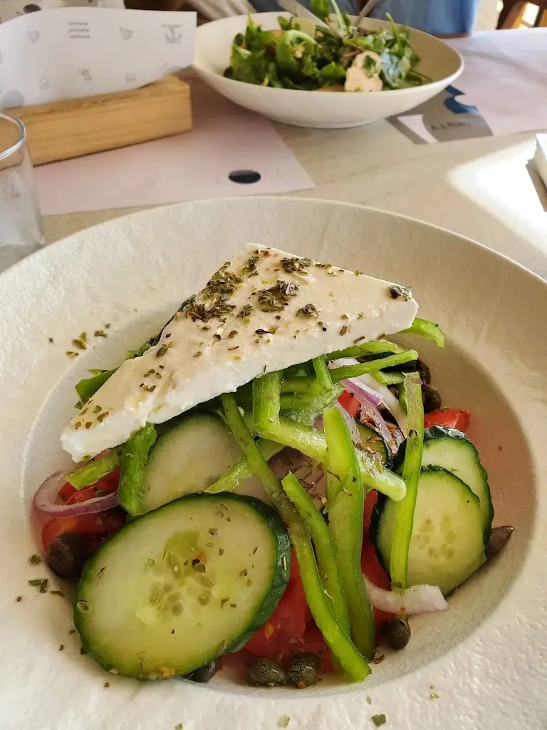 Menü_DOT Beach Vibes_Voúla_Bild_5