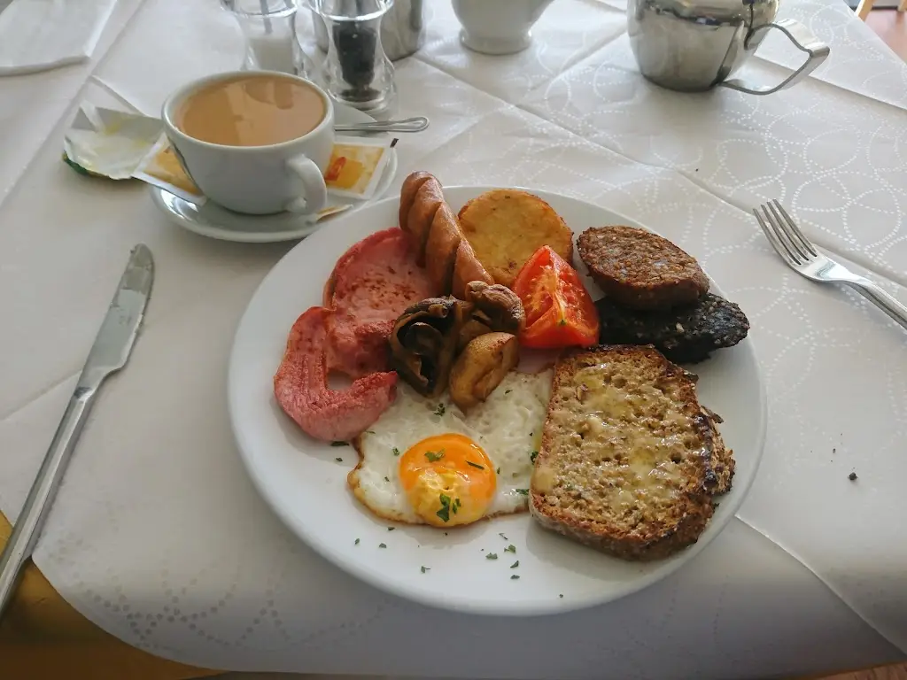 Niall B_Sands Mediterranean_Dollymount_review