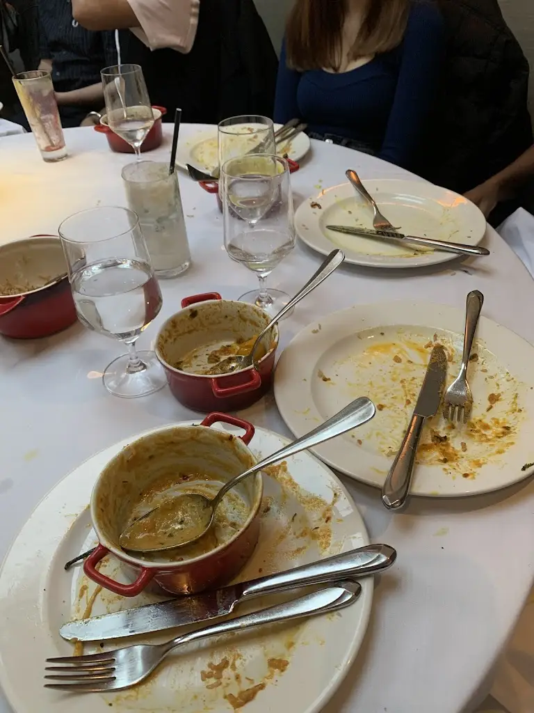 Eneni Anthony_Kinara_Dollymount_Bewertung