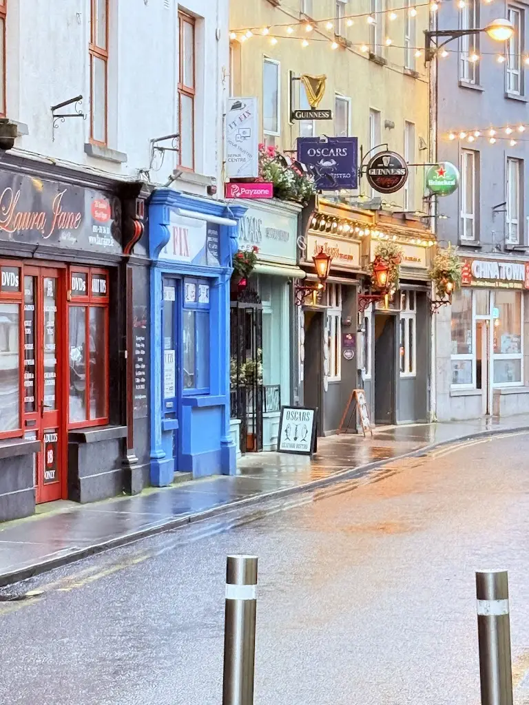 Oscars Seafood Bistro_Bearna_slider_image_3