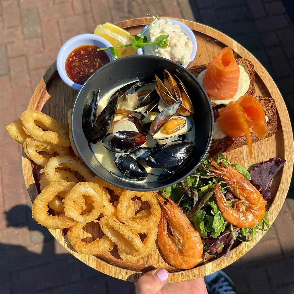 Bubbas Fish Market_Dalkey_slider_image_3