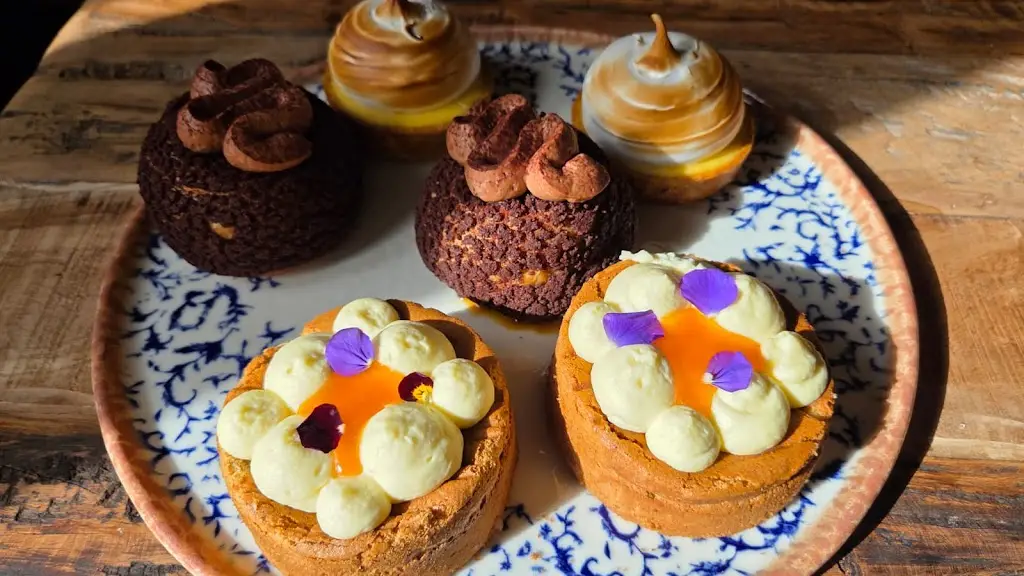 The Queens Bar_Dalkey_slider_image_3