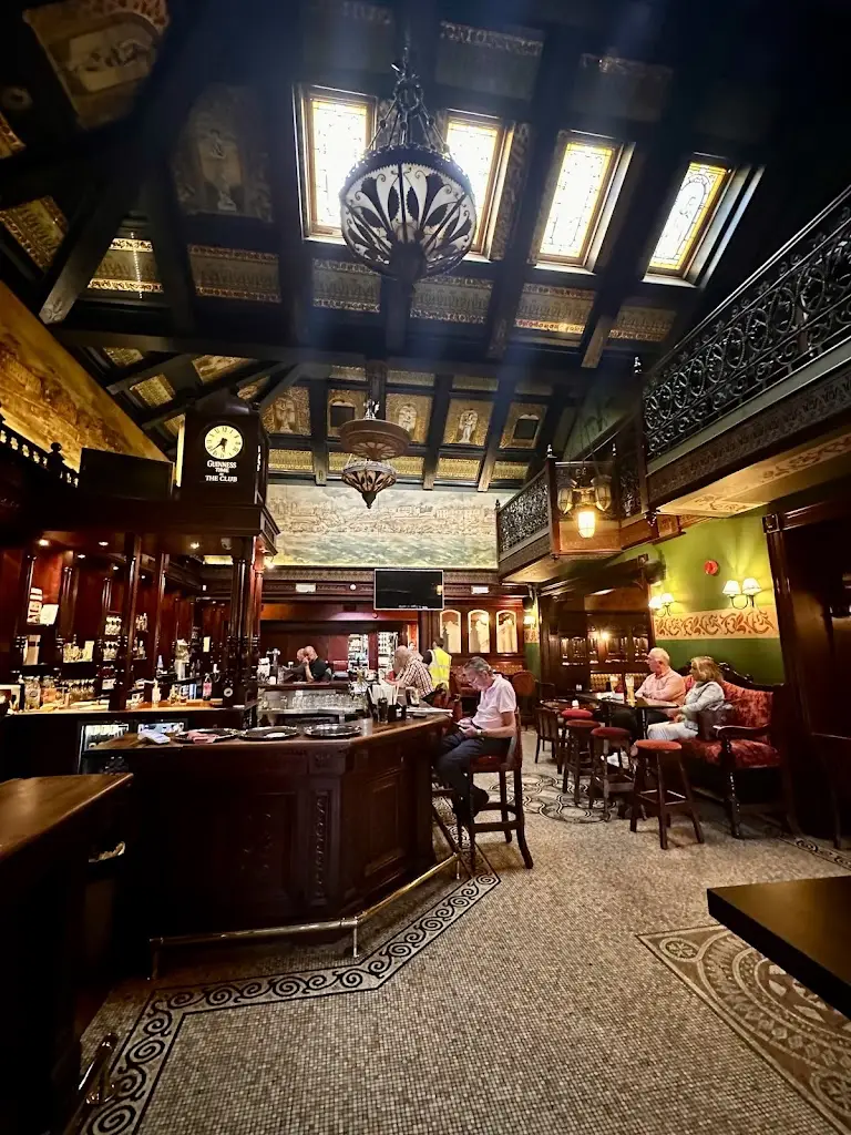 Roman_The Club Bar and Restaurant_Dalkey_review