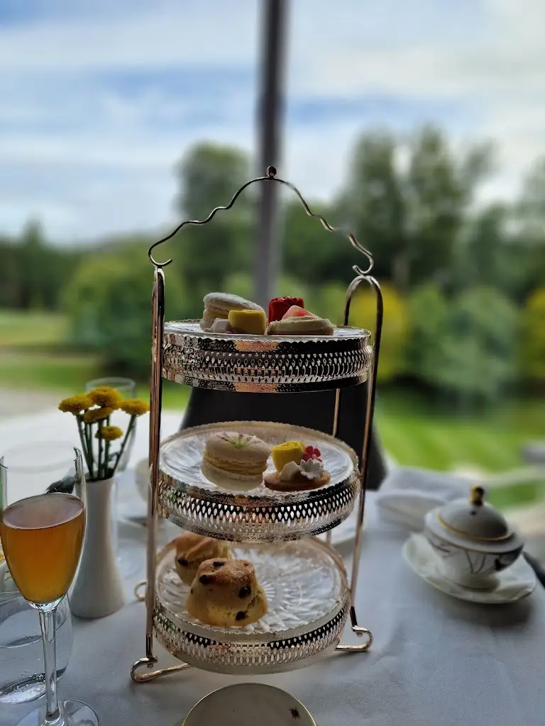Bente Ulleland_Sugar Loaf Lounge_Enniskerry_review