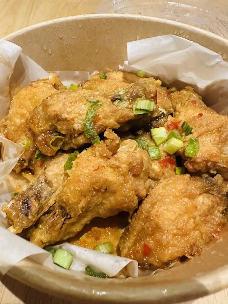 oksana osiniene_Smokin Bones Swords Travelodge_Fingal County_review