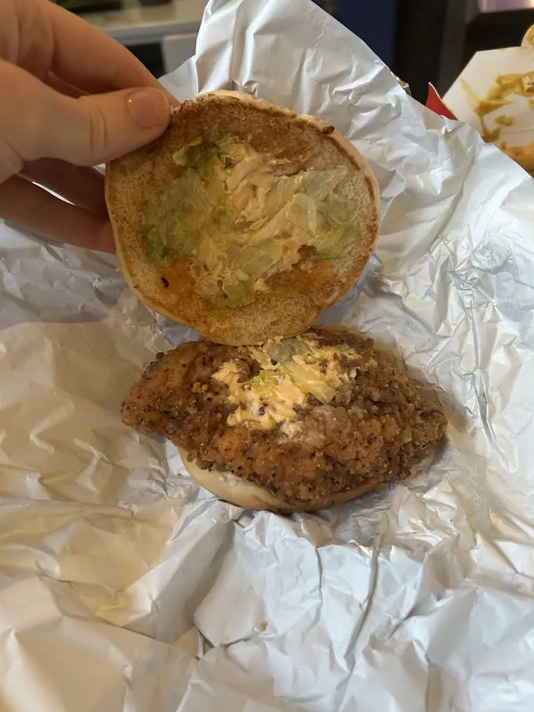 Aaron_Supermac's & Papa John's Tallaght_Firhouse_reseña