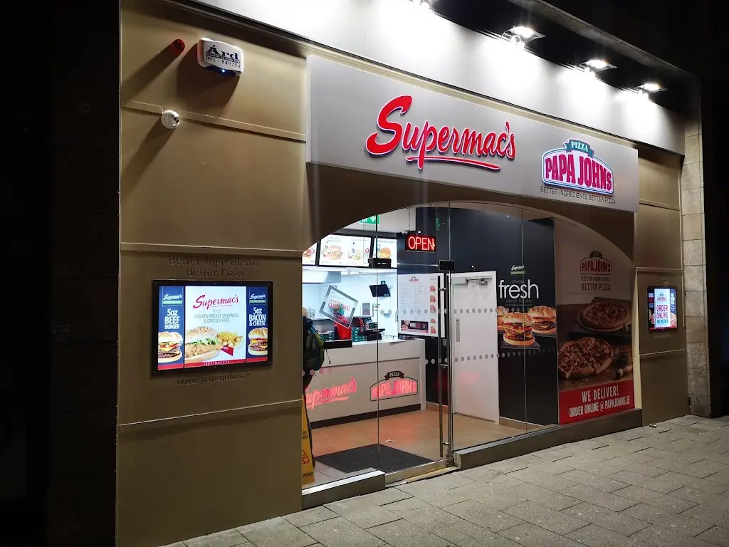 Ahmed Samir Ismail_Supermac's & Papa John's Tallaght_Firhouse_reseña