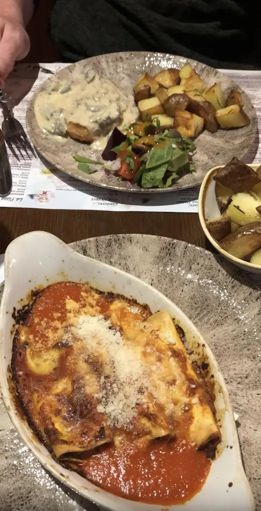 Pasquale Casciello_Via Veneto_Enniscorthy_review