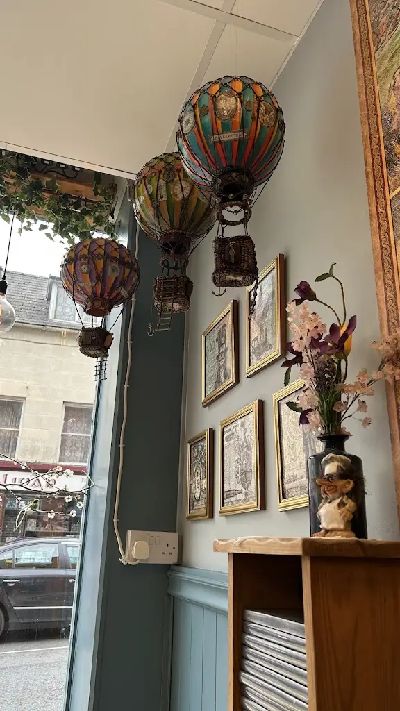 Shivangi Bhartiya_HEAVENLY CAFE_Enniscorthy_recensione