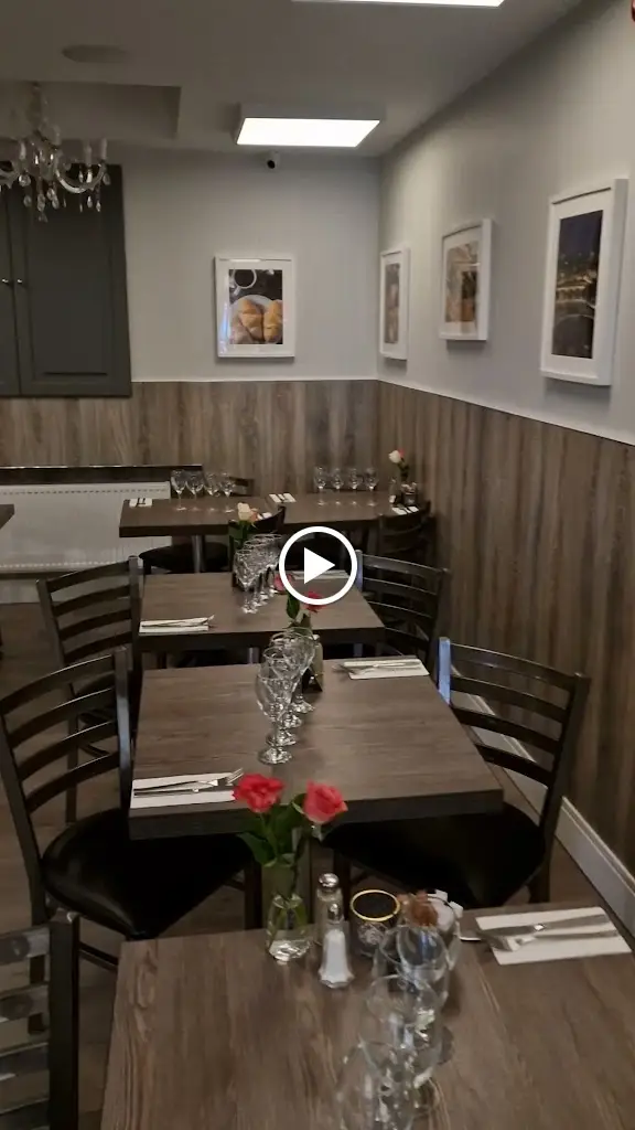 Le Petit Café & Brasserie_Glasnevin_slider_image_2