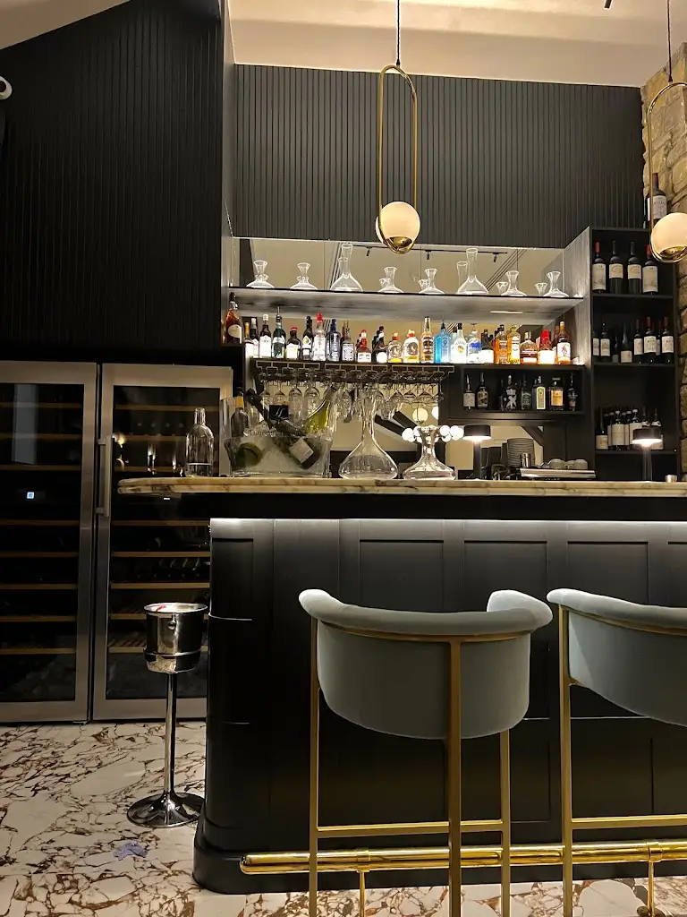 Rugged Lane Restaurant_Hartstown_slider_image_1