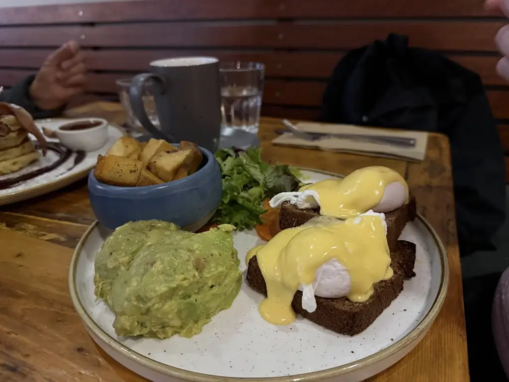 Kristen & Colleston Morgan_Dela Restaurant_County Galway_review