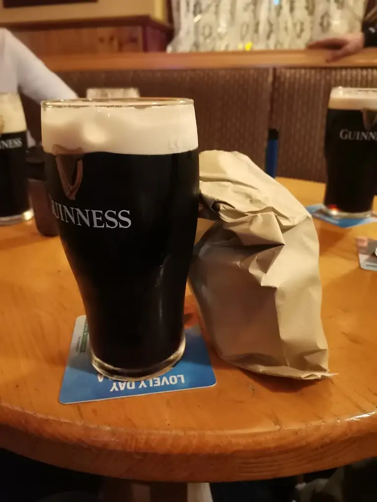 Queen’s Wok_Dunboyne_slider_image_3