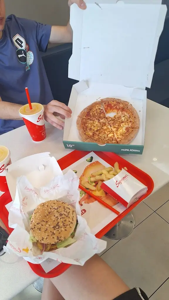 Hermine_Supermac's & Papa John's Maynooth_Dunboyne_review
