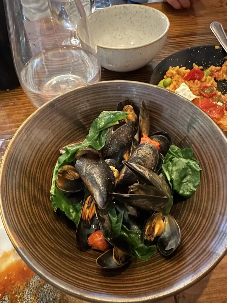 Gabrielle R_Cava Bodega_County Galway_review