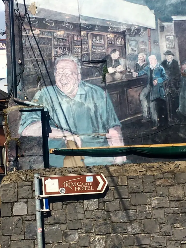 Frank Gissane_Maguires Bar & Lounge_Kentstown_review