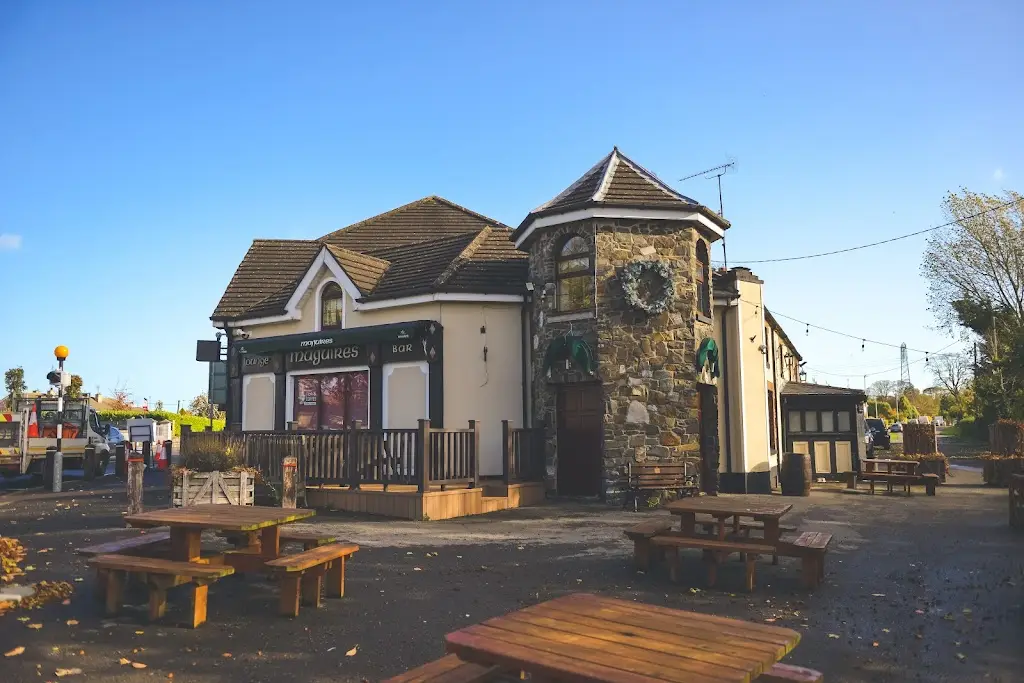 Maguires Bar & Lounge_Kentstown_slider_image_3