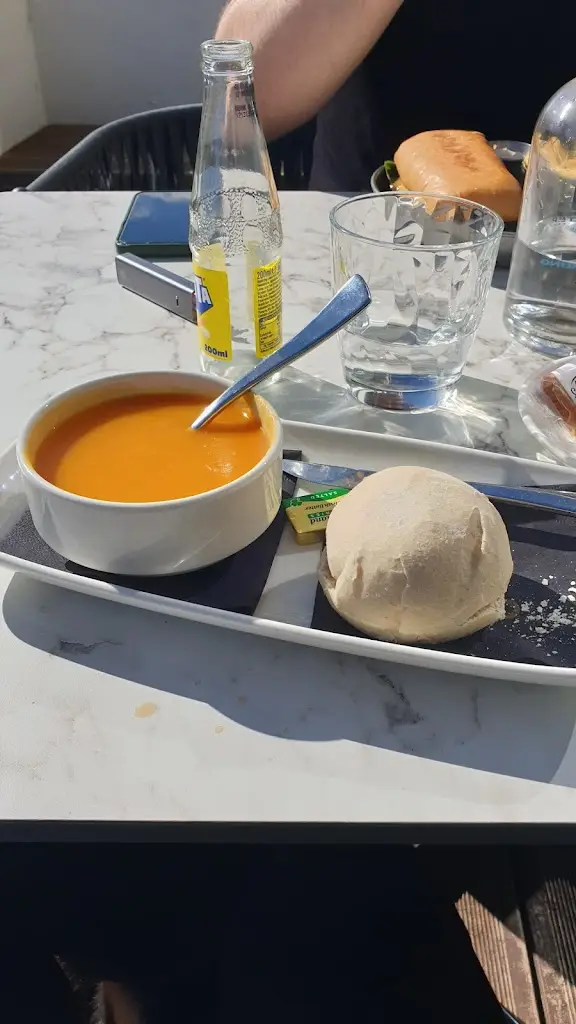 Vilma Kepene_54° Restaurant_Dundalk_avis