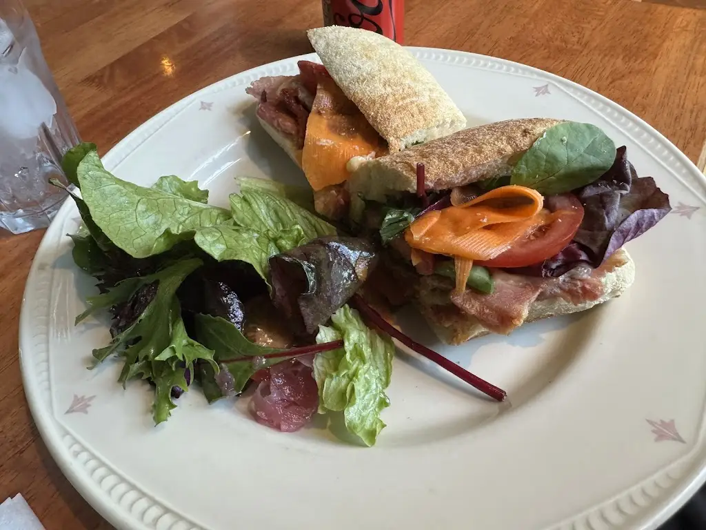 Alek T. Michali_The Spotted Dog_Dundalk_review