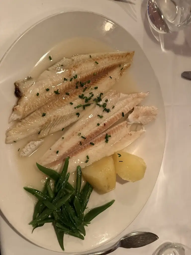 Sean halpin_The Lisdoo Bar & Restaurant_Dundalk_review