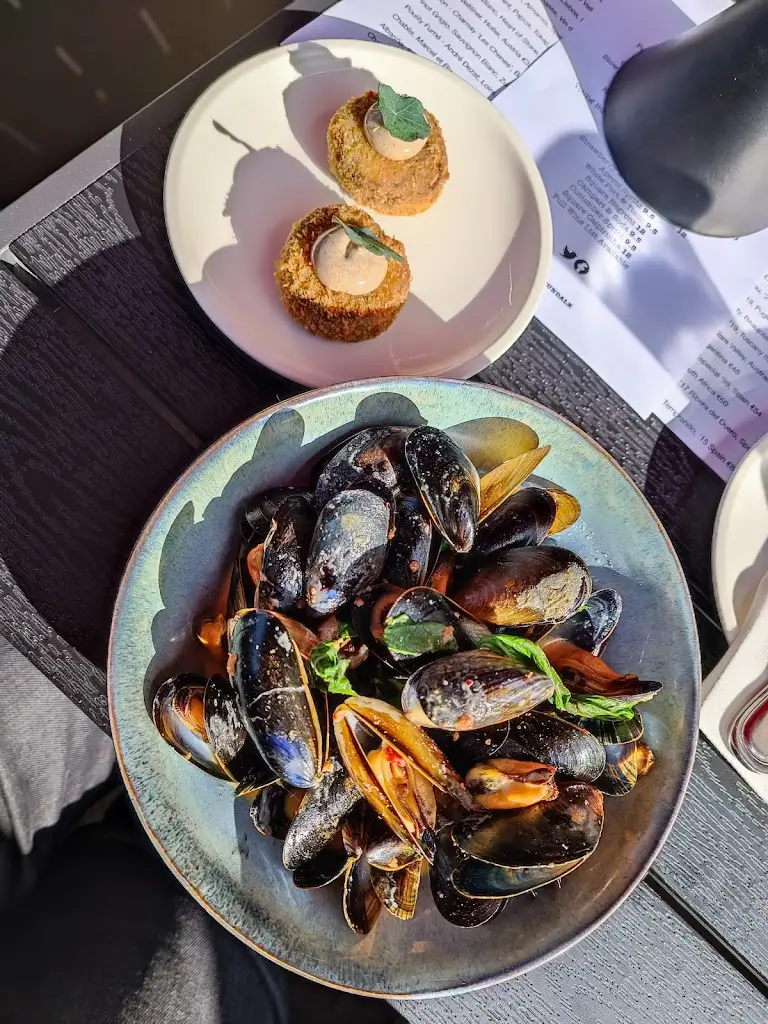 Menu_Square Restaurant_Dundalk_immagine_8